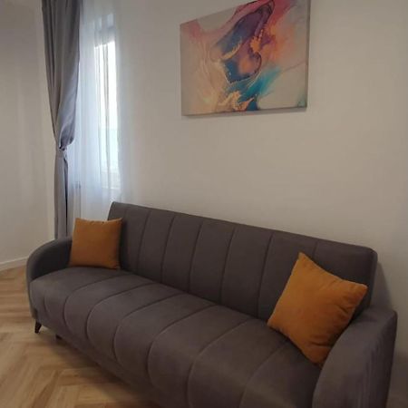Cinque Stelle Hotel Apartments Cluj Napoca Bagian luar foto